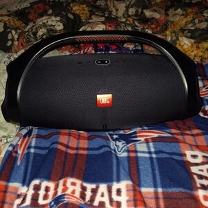 JBL Black Portable Bluetooth Speaker